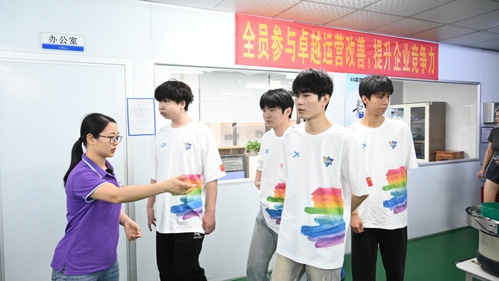 电竞外设大揭秘：如何挑选最适合你的设备？