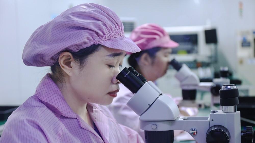 电竞外设大揭秘：如何挑选最适合你的设备？