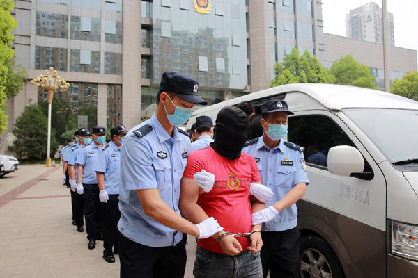 事实:永劫无间黑号卡盟：警方成功打击，为网络安全贡献力量